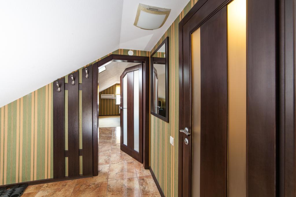 Home Comfort Livoberezhna IEC Kiev Buitenkant foto
