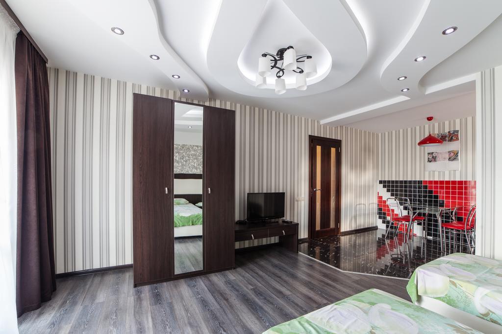 Home Comfort Livoberezhna IEC Kiev Buitenkant foto