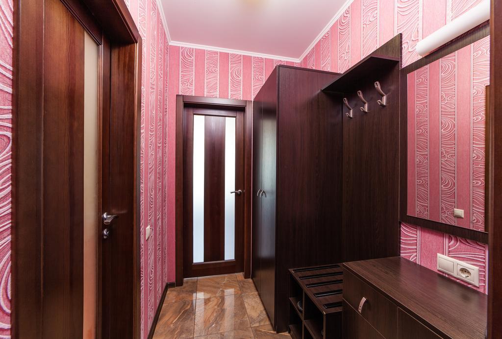 Home Comfort Livoberezhna IEC Kiev Buitenkant foto