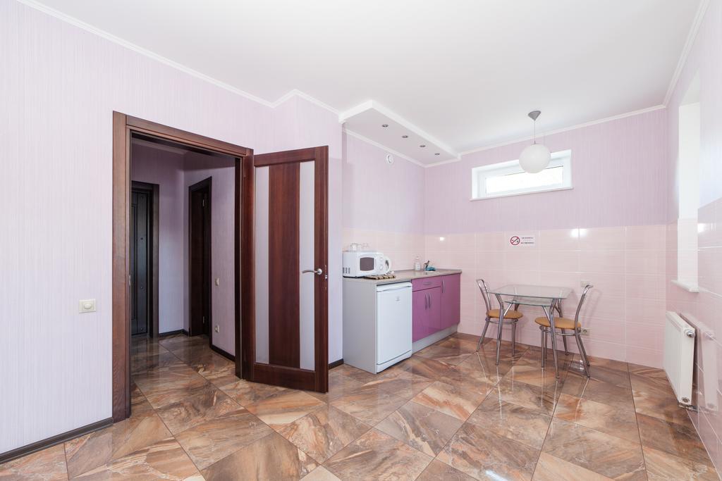 Home Comfort Livoberezhna IEC Kiev Buitenkant foto