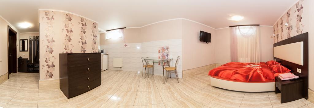 Home Comfort Livoberezhna IEC Kiev Buitenkant foto