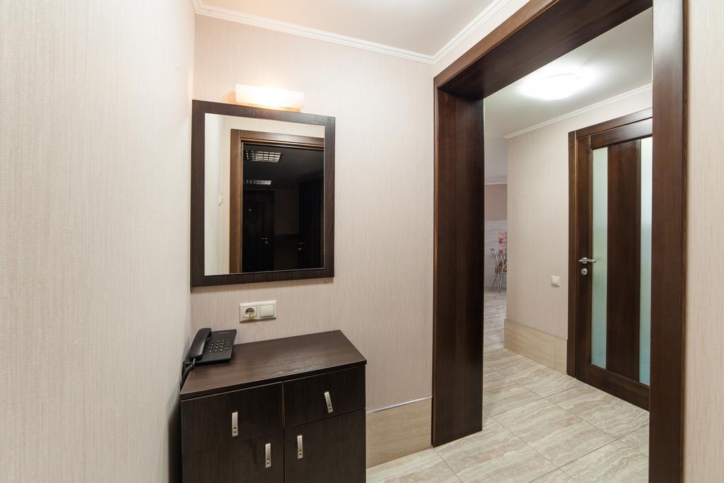 Home Comfort Livoberezhna IEC Kiev Buitenkant foto