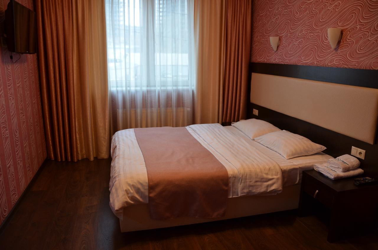 Home Comfort Livoberezhna IEC Kiev Buitenkant foto